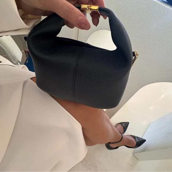 🖤 Polène Béri Bag in Black Polene Bag with gold chain with box - Picture 4 of 12